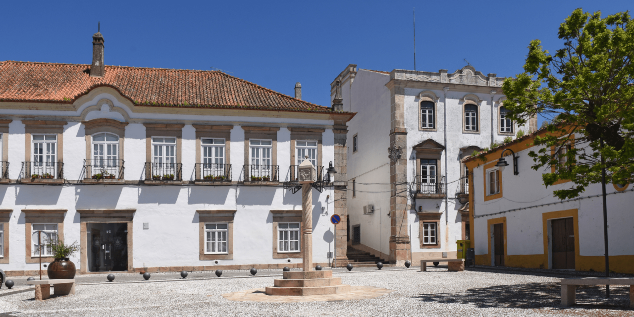 Presence in Portugal: A Joyful Yoga Retreat