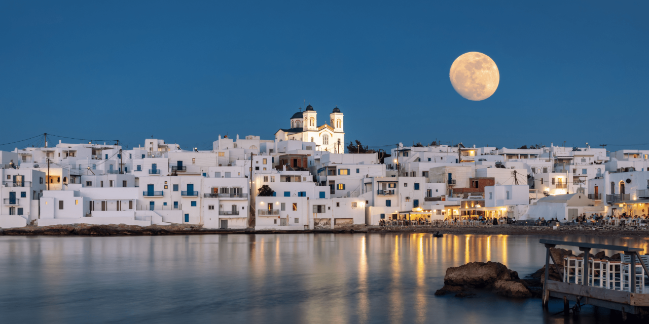 Sunsets & Sanctuary: A Greek Island Retreat