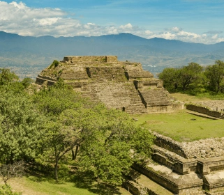 Murals, Mole & Mudita in Oaxaca